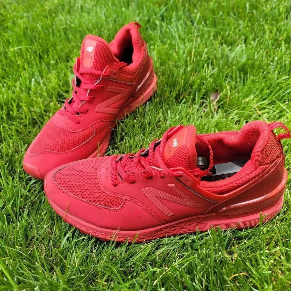 New Balance 574 - Men's Running Shoes - Size 9.5